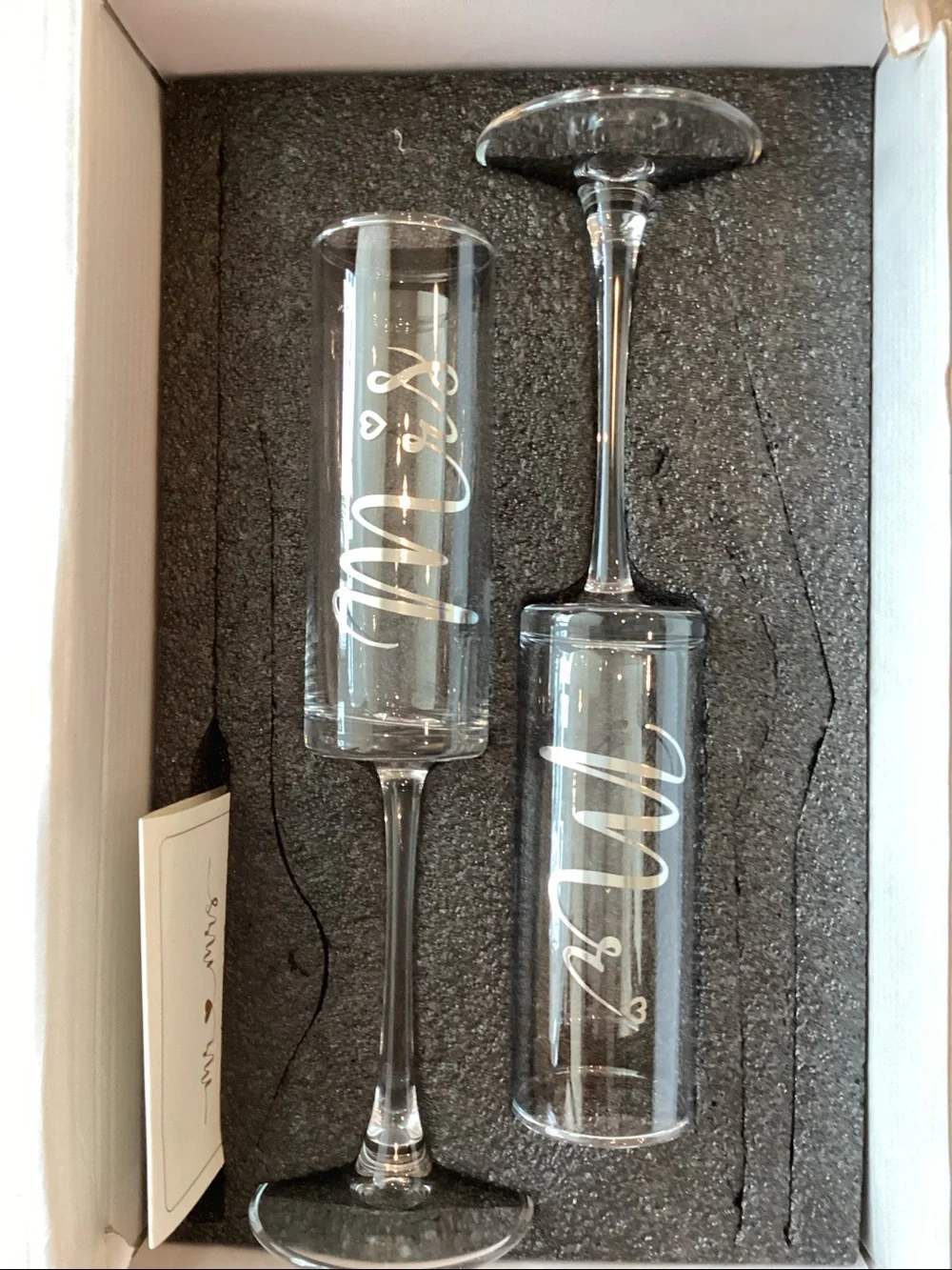 Mr. & Mrs. Script Champagne Flutes - Clear Glass - Silver Text
